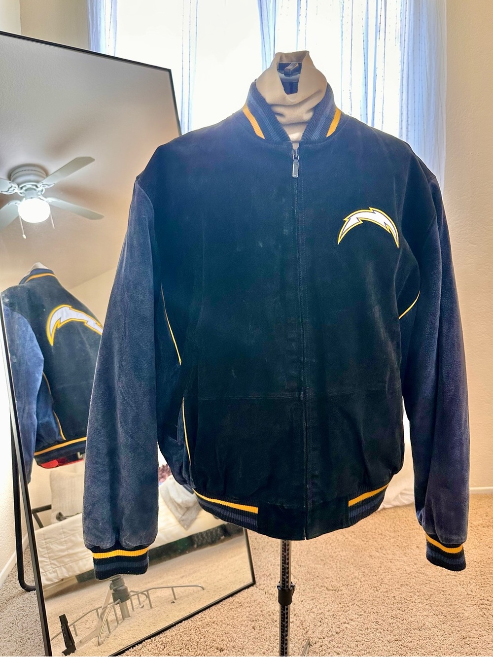 Vintage NFL Mens San Diego Chargers Suede Leather Bomber Jacket Sz XL Bolt